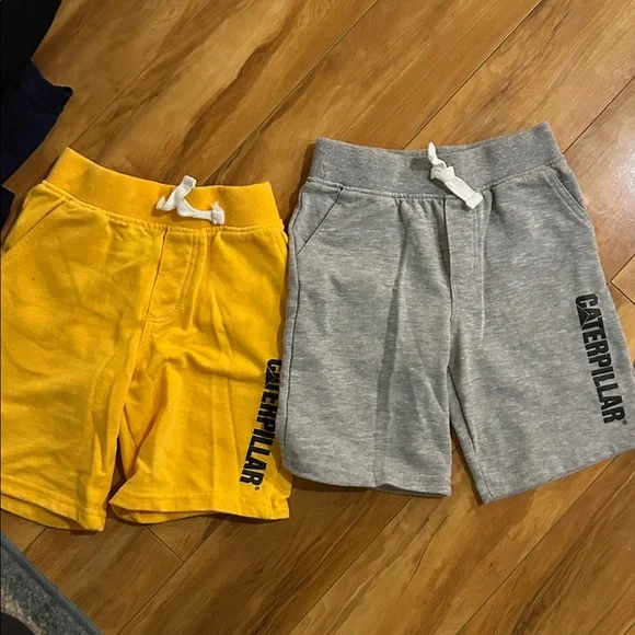 CAT Kids Construction Themed Outfit Set - Picture 2 of 4